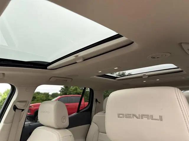2023 GMC Acadia AWD Denali