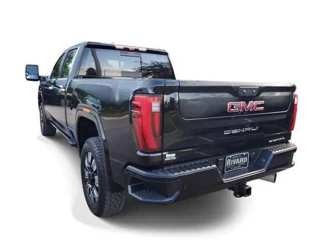 2025 GMC Sierra 3500HD 4WD Crew Cab Standard Bed Denali