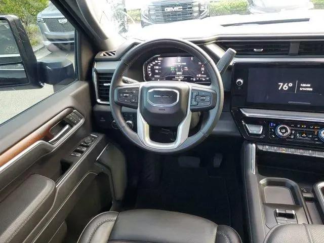 2025 GMC Sierra 3500HD 4WD Crew Cab Standard Bed Denali