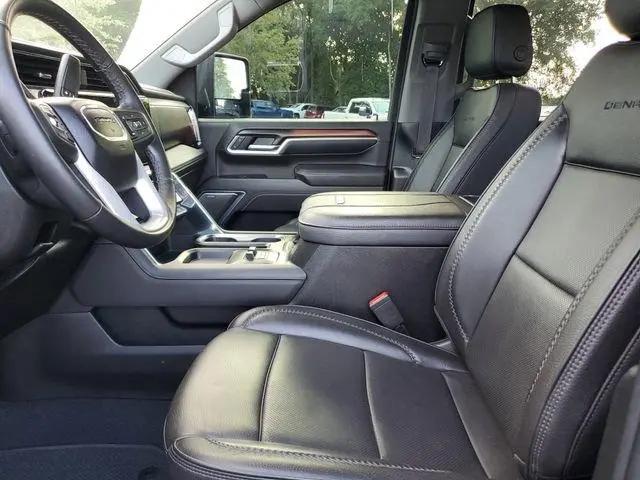 2025 GMC Sierra 3500HD 4WD Crew Cab Standard Bed Denali