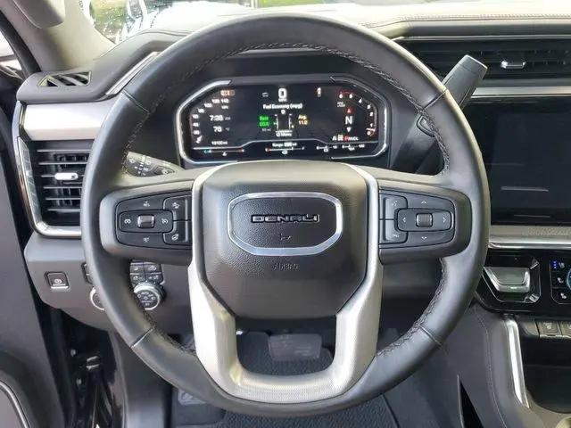 2025 GMC Sierra 3500HD 4WD Crew Cab Standard Bed Denali