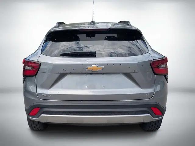 2025 Chevrolet Trax FWD LT