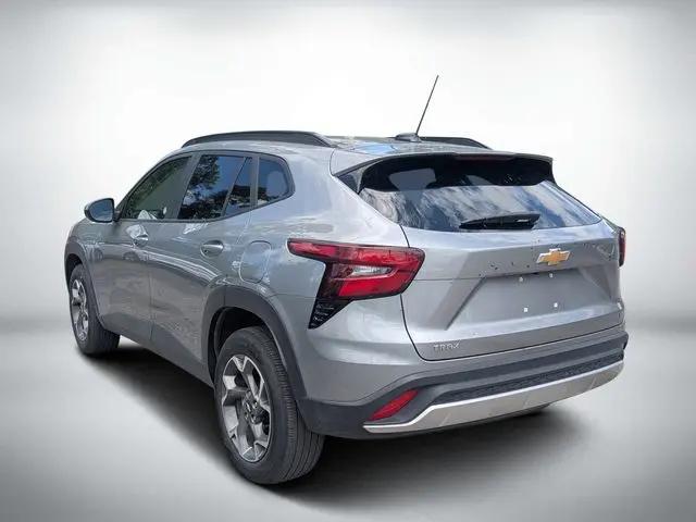 2025 Chevrolet Trax FWD LT