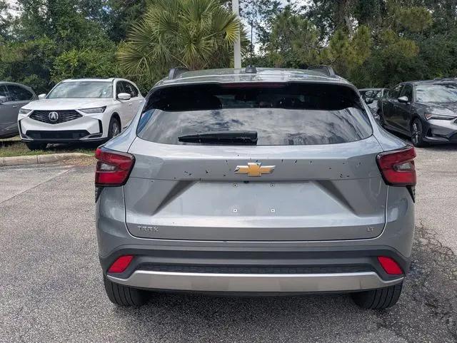 2025 Chevrolet Trax FWD LT