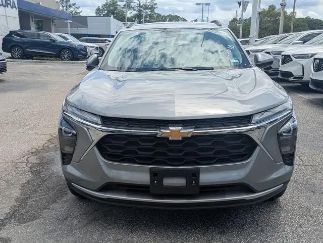 2025 Chevrolet Trax FWD LT