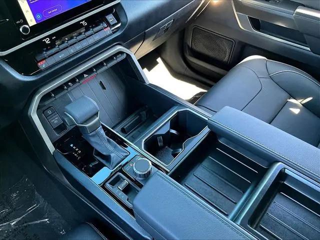 2026 Toyota Tundra SR5 CrewMax 5.5' Bed