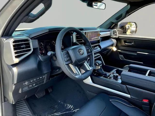 2026 Toyota Tundra SR5 CrewMax 5.5' Bed