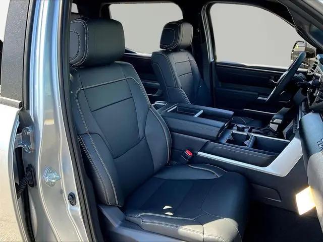 2026 Toyota Tundra SR5 CrewMax 5.5' Bed