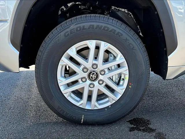 2026 Toyota Tundra SR5 CrewMax 5.5' Bed