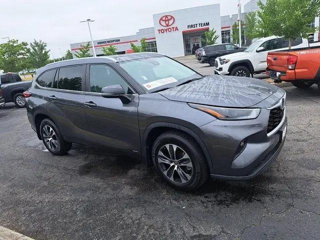 2023 Toyota Highlander Hybrid XLE