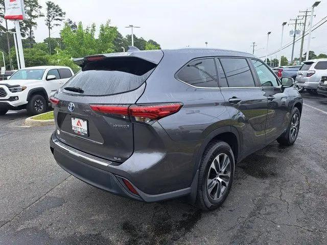 2023 Toyota Highlander Hybrid XLE