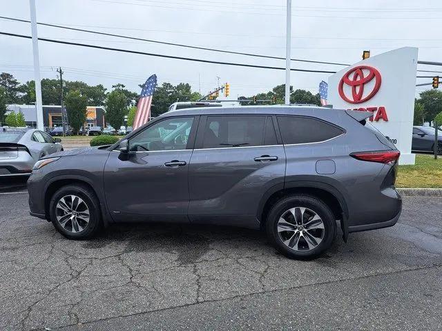 2023 Toyota Highlander Hybrid XLE