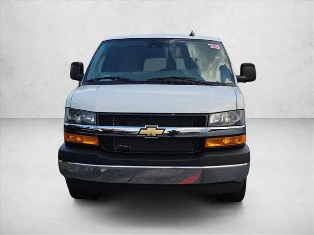 2025 Chevrolet Express Passenger RWD 2500 Regular Wheelbase LT