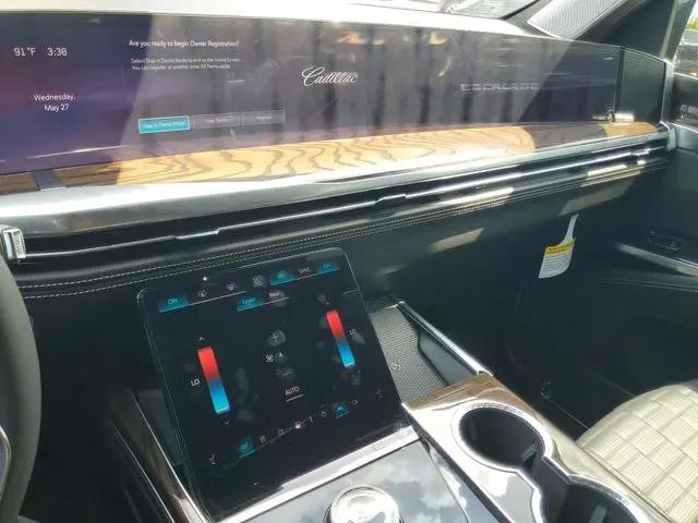 2026 Cadillac Escalade Platinum Sport