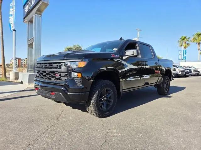2026 Chevrolet Silverado 1500 4WD Crew Cab Short Bed Custom Trail Boss