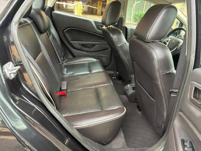 2011 Ford Fiesta SEL