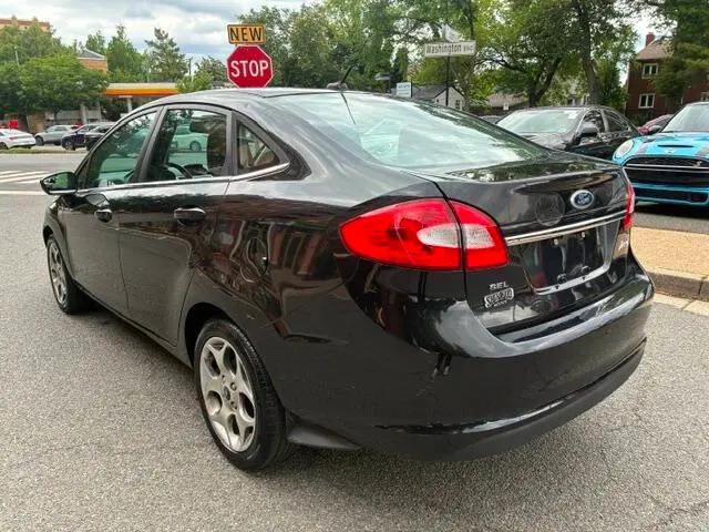 2011 Ford Fiesta SEL