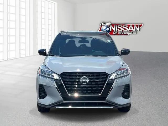 2024 Nissan Kicks SR Xtronic CVT