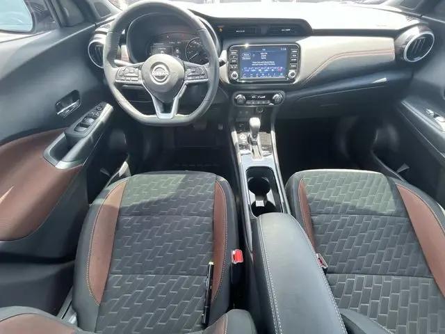 2024 Nissan Kicks SR Xtronic CVT