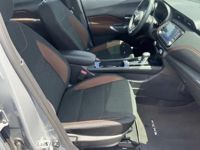 2024 Nissan Kicks SR Xtronic CVT
