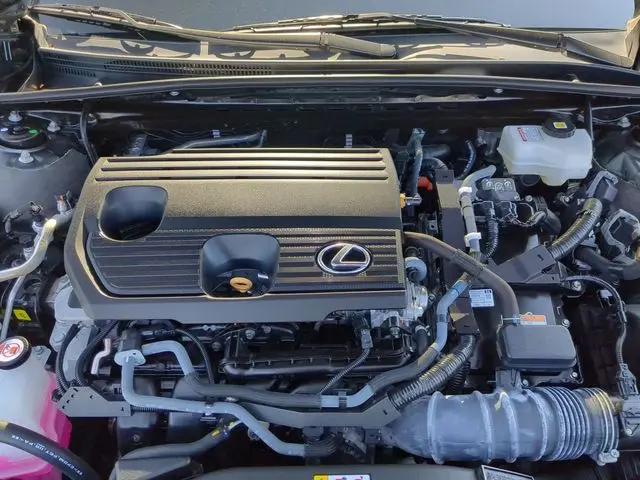 2024 Lexus ES 300h F SPORT Handling