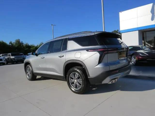 2026 Chevrolet Traverse FWD LT