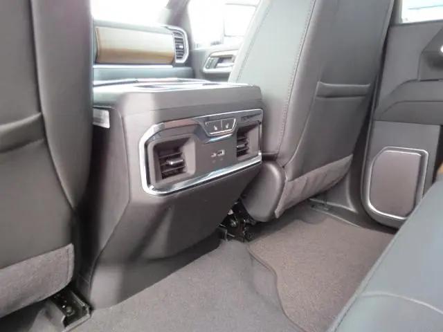 2026 Chevrolet Silverado 2500HD Crew Cab, Standard Bed, High Country, 4WD