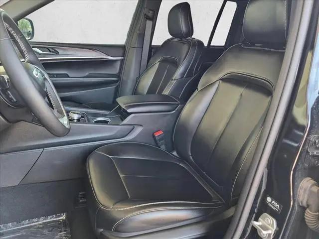 2025 Jeep Grand Cherokee Limited 4x4