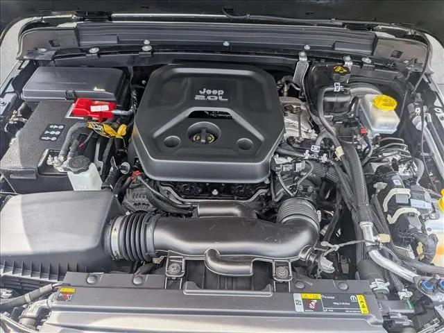 2021 Jeep Wrangler Sahara Altitude 4x4