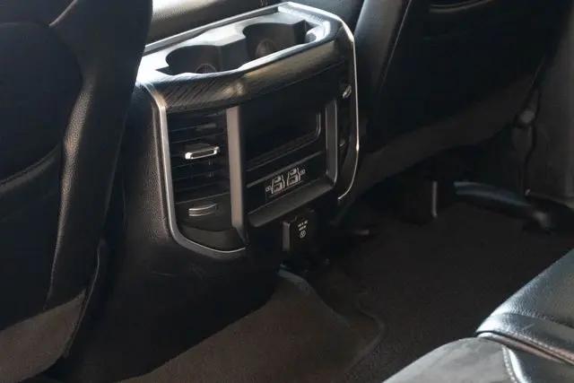 2024 Ram 1500 Laramie Crew Cab 4x2 5'7" Box