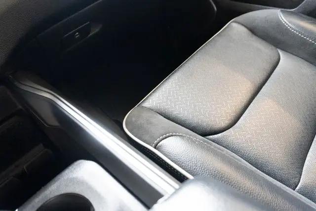 2024 Ram 1500 Laramie Crew Cab 4x2 5'7" Box