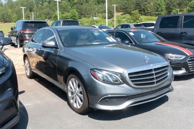 2017 Mercedes-Benz E-CLASS E 300 E 300