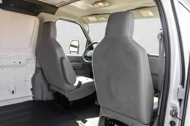 2013 Ford E-250 Commercial