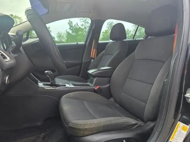 2018 Chevrolet Cruze LT Auto