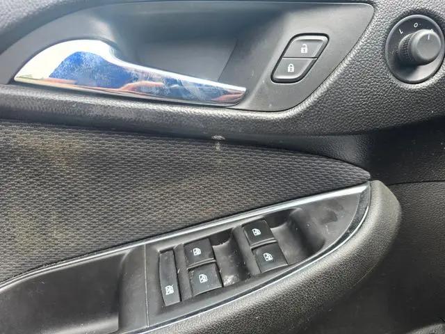 2018 Chevrolet Cruze LT Auto