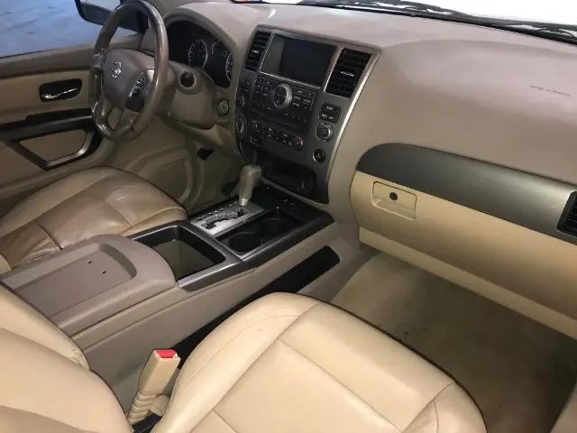 2015 Nissan Armada SV