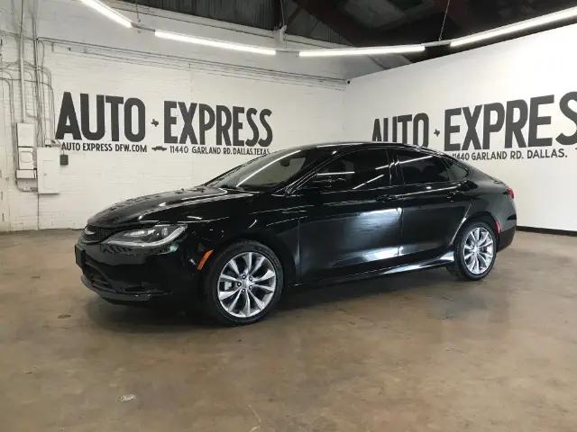 2015 Chrysler 200 S