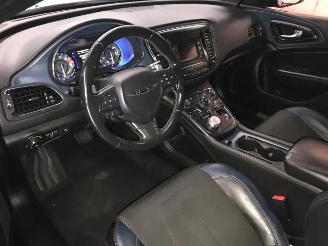 2015 Chrysler 200 S