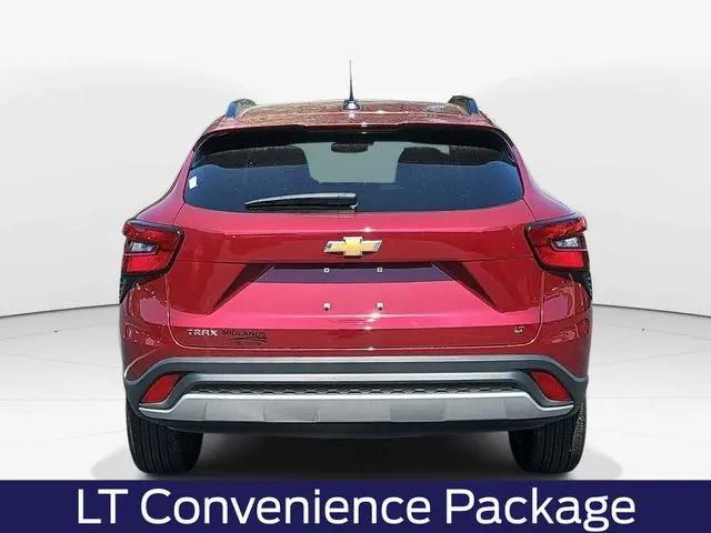 2025 Chevrolet Trax FWD LT