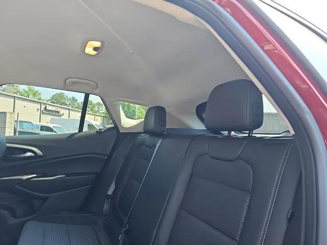 2025 Chevrolet Trax FWD LT
