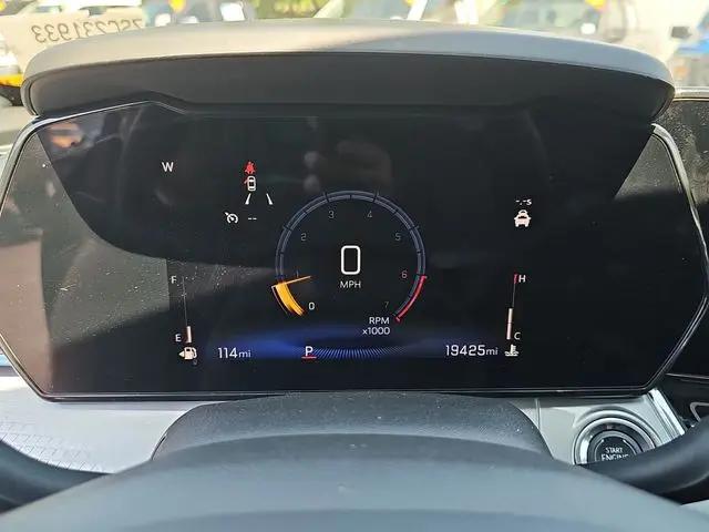 2025 Chevrolet Trax FWD LT