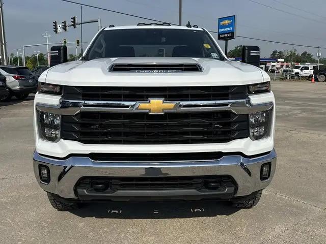 2024 Chevrolet Silverado 2500HD 4WD Crew Cab Standard Bed LT