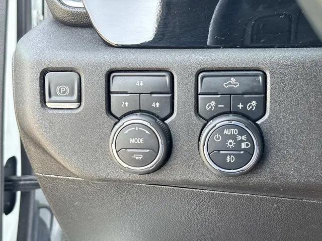2024 Chevrolet Silverado 2500HD 4WD Crew Cab Standard Bed LT