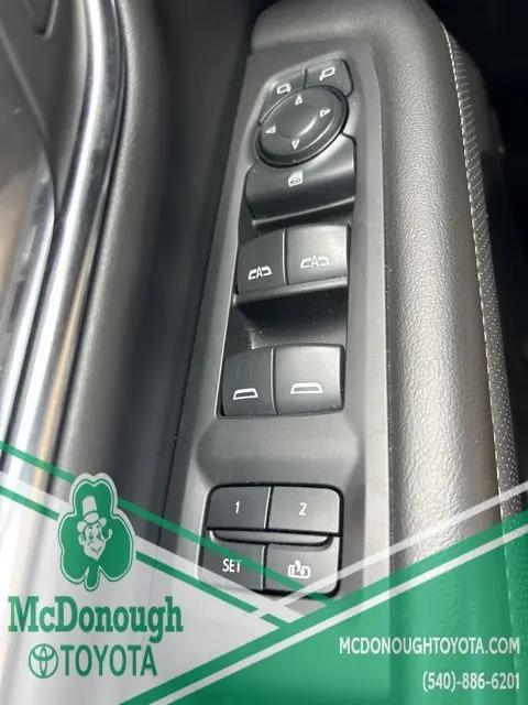 2024 GMC Yukon 4WD SLT
