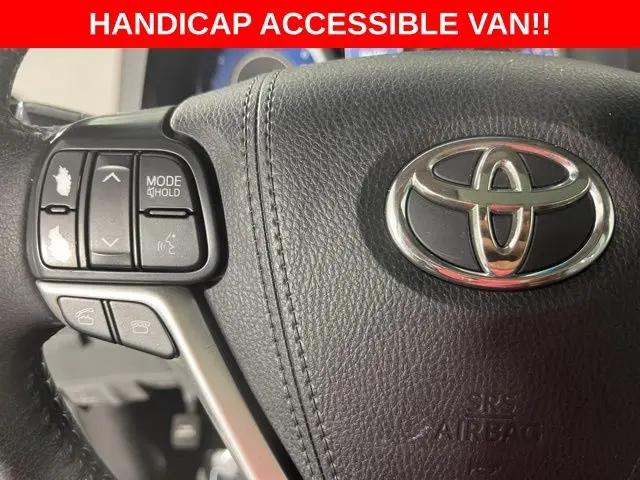 2017 Toyota Sienna XLE 8 Passenger