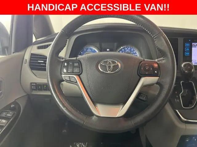2017 Toyota Sienna XLE 8 Passenger