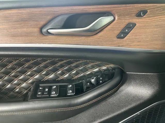 2024 Jeep Grand Cherokee L Summit 4x4
