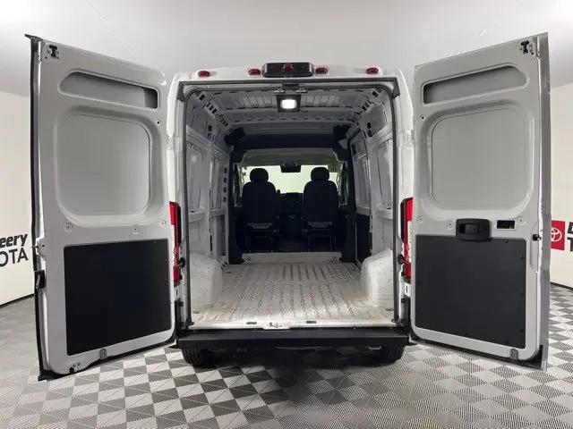 2025 Ram ProMaster 2500 Cargo Van Tradesman High Roof 136" WB w/Pass Seat