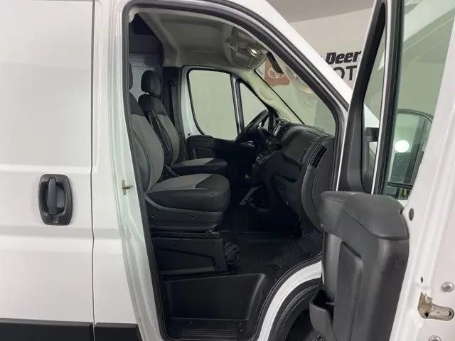 2025 Ram ProMaster 2500 Cargo Van Tradesman High Roof 136" WB w/Pass Seat
