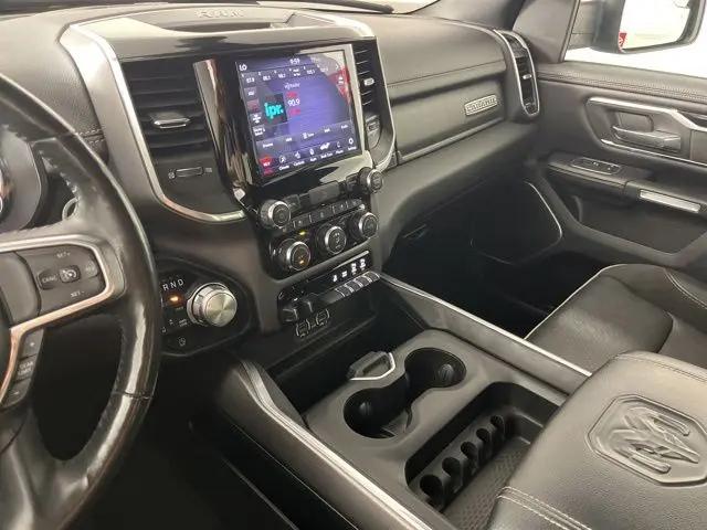2020 Ram 1500 Laramie Crew Cab 4x4 5'7" Box